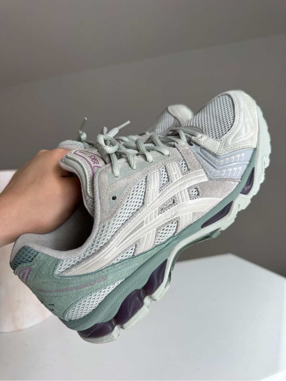 ASICS GEL-KAYANO 14 SNEAKERS SIZE US MEN’S 9.5